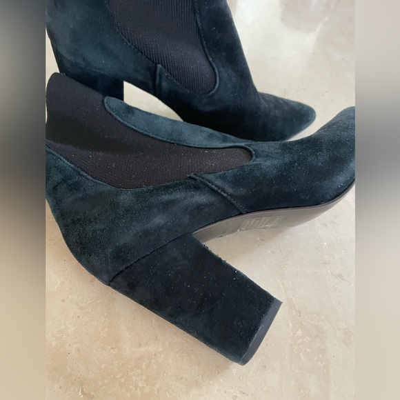 Steve Madden Richter Heel Ankle Black Suede Sock Booties Size 8M - Picture 11 of 16